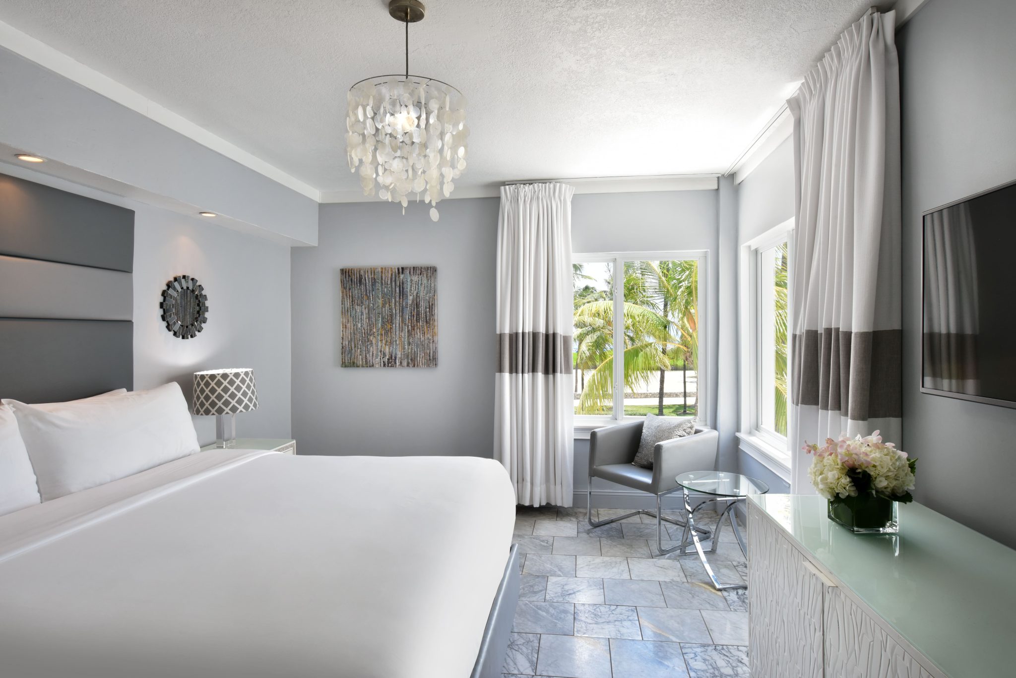 KHaydenBeaconHotelSuiteBedroom2